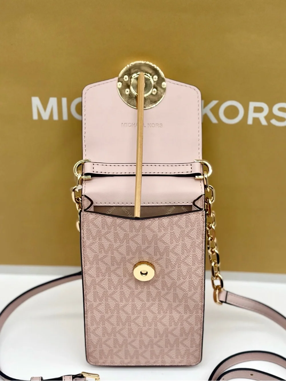 Michael Kors Carmen Small Logo Smartphone Crossbody Bag